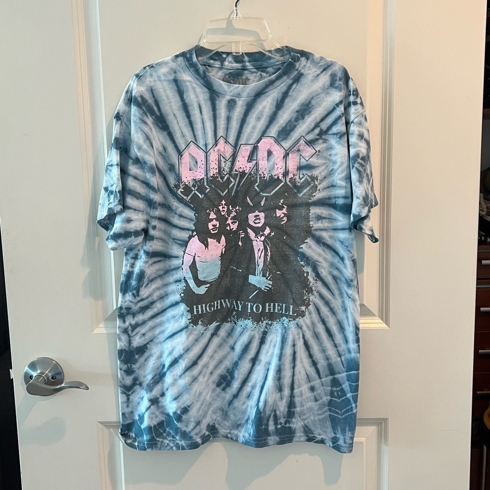 AC/DC Highway To Hell Graphic Band Tee Blue
Tie Dye